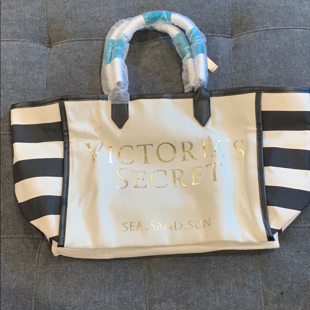Victoria’s Secret tote